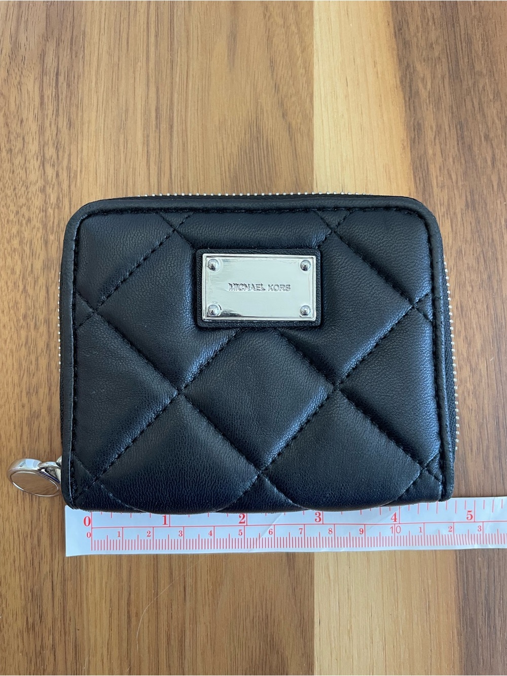 Michael Kors Black Quilted Zip-Around Leather Wallet - Picture 2 of 7
